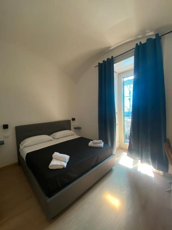 Maison Dante Neapol Zewnętrze zdjęcie